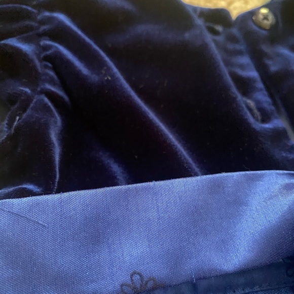 Beautiful dress - Picture 4 of 4